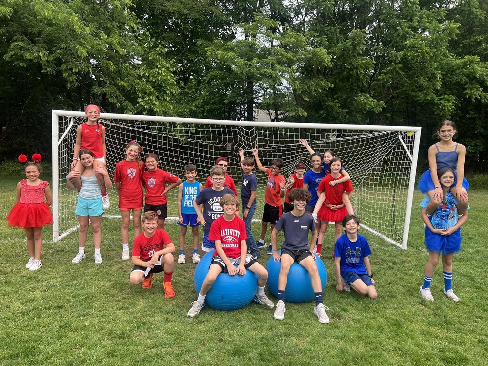 Mrs. Provost's 5th Grade Class at Field Day