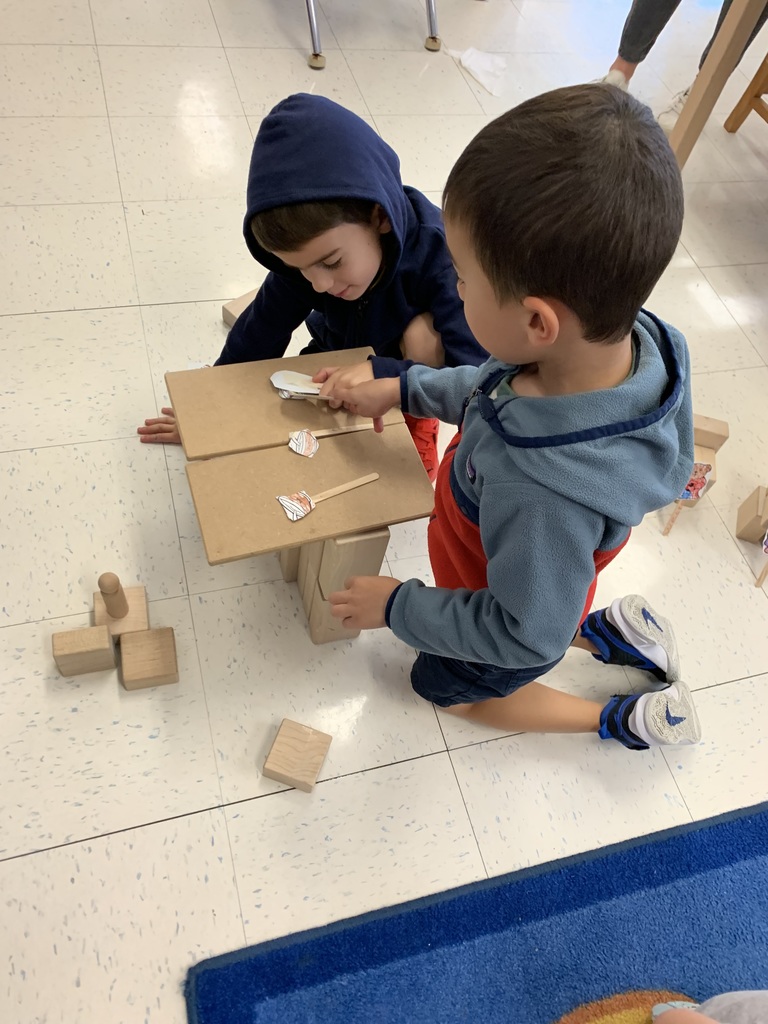 boys building blocks